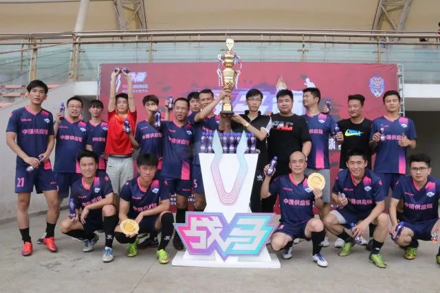 CBA季前赛：上海以89-74击败四川，崔晓龙表现出色